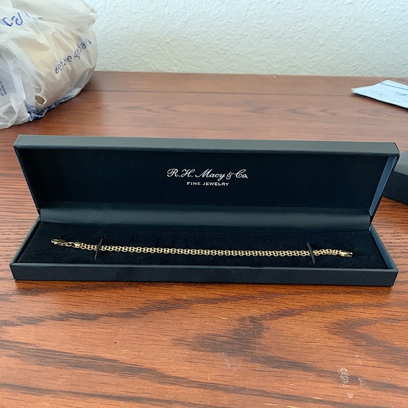 Bismark Chain Bracelet in 10k Gold - Picture 3 of 7